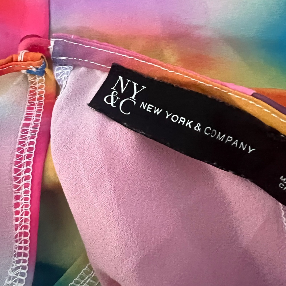 New York & Company Tie-Dye bow waist blouse sz M - Picture 12 of 12